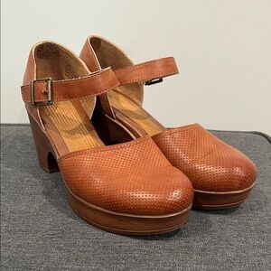 B.O.C Clog Women's Brown Mary Jane Platform Shoes Size 10